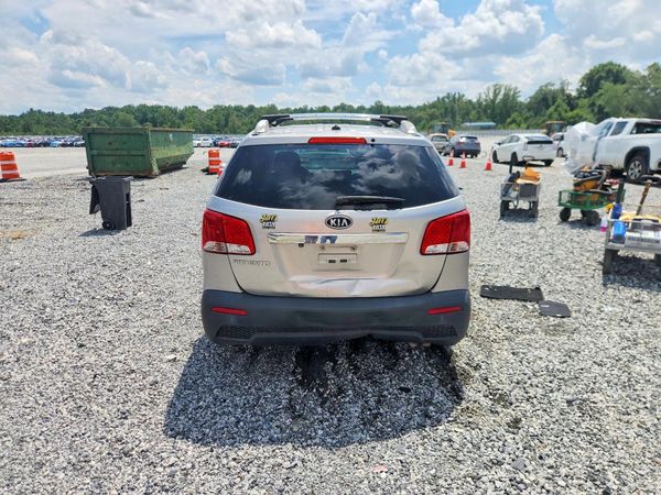 2013 KIA SORENTO