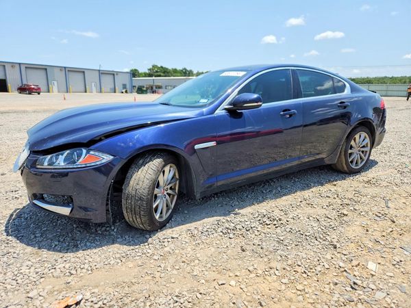 2015 JAGUAR XF