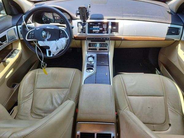 2015 JAGUAR XF