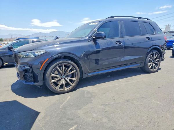 2022 BMW X7