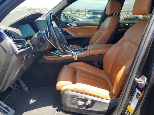 2022 BMW X7