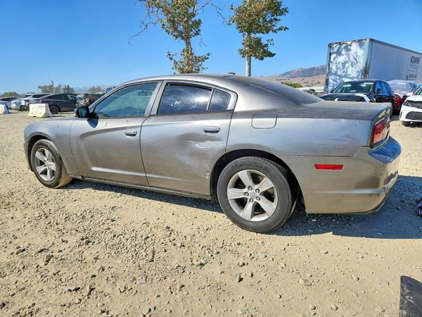 2012 DODGE CHARGER SE