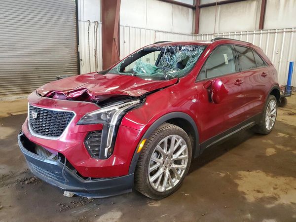 2020 CADILLAC XT4 Sport