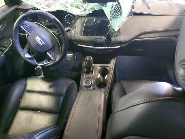 2020 CADILLAC XT4 Sport