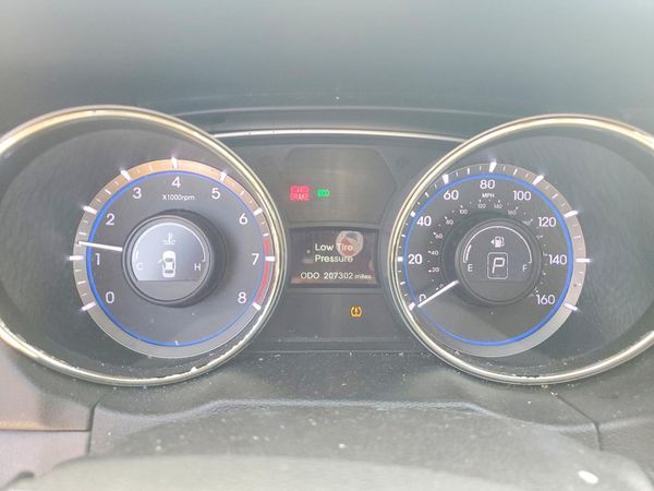 2013 HYUNDAI SONATA