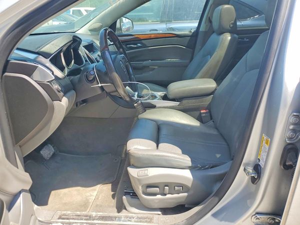2012 CADILLAC SRX Luxury
