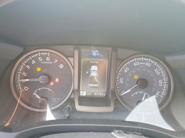 2021 TOYOTA TACOMA SR5