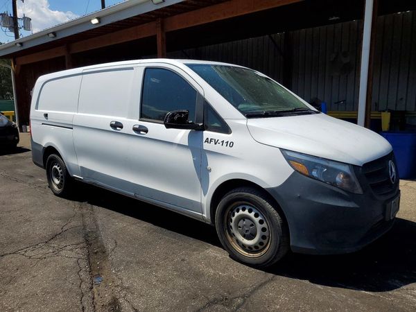 2018 MERCEDES-BENZ METRIS