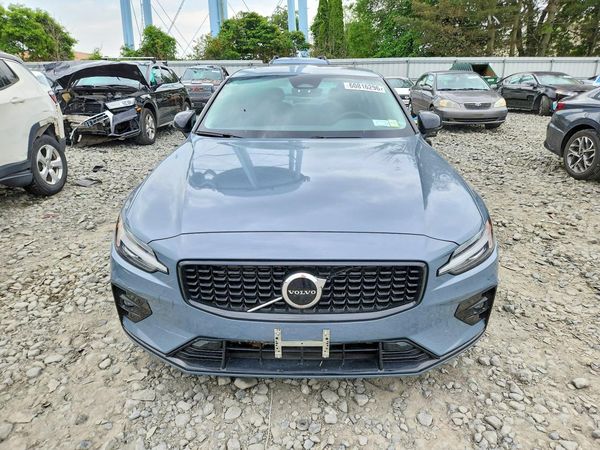 2024 VOLVO S60 Core