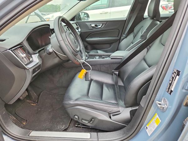 2024 VOLVO S60 Core