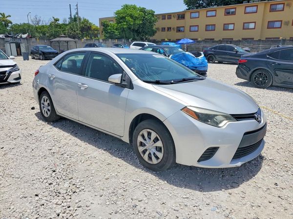 2016 TOYOTA COROLLA