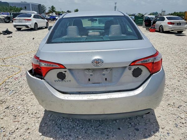 2016 TOYOTA COROLLA