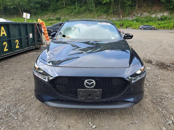 2022 MAZDA 3 Preferred Package