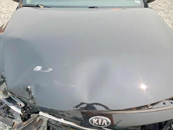 2015 KIA OPTIMA GL - Middle-low