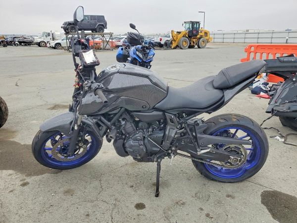 2024 YAMAHA MT07 C