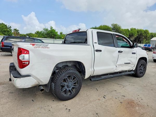 2021 TOYOTA TUNDRA SR5 grade