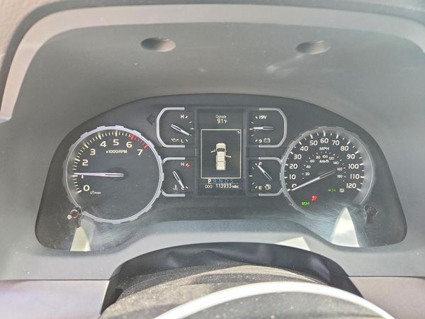 2021 TOYOTA TUNDRA SR5 grade
