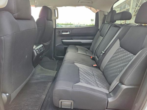 2021 TOYOTA TUNDRA SR5 grade