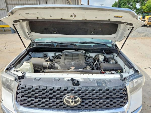 2021 TOYOTA TUNDRA SR5 grade