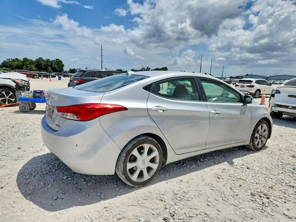 2012 HYUNDAI ELANTRA