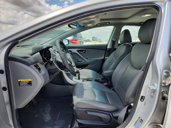2012 HYUNDAI ELANTRA