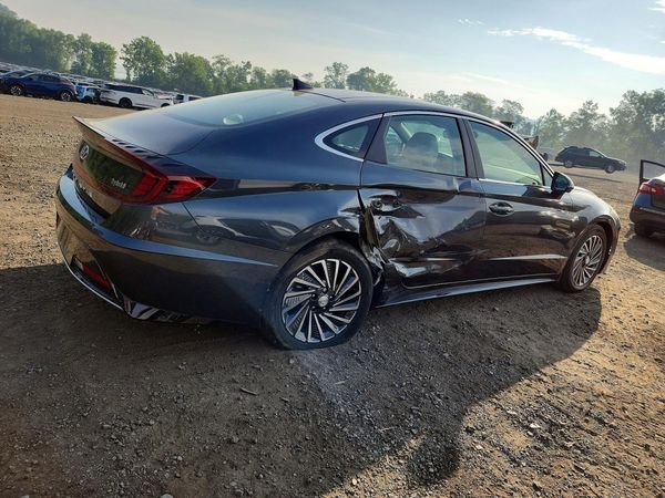 2023 HYUNDAI SONATA HYBRID Limited