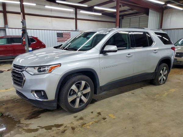 2018 CHEVROLET TRAVERSE LT — Front 3/4