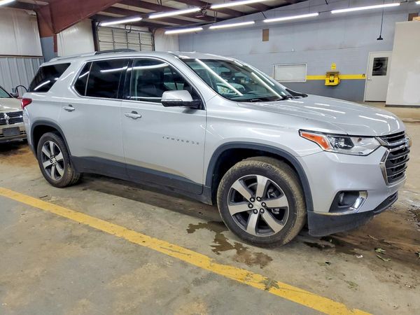 2018 CHEVROLET TRAVERSE LT — Passenger 3/4