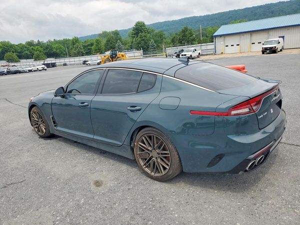 2022 KIA STINGER