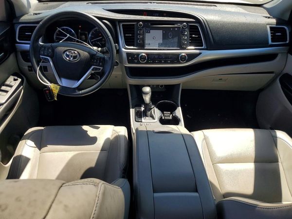 2018 TOYOTA HIGHLANDER SE/XLE