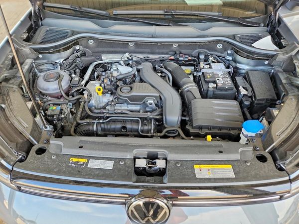 2025 VOLKSWAGEN TAOS SE