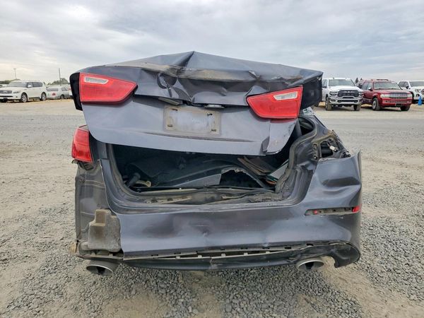 2015 KIA OPTIMA GL - Middle-low