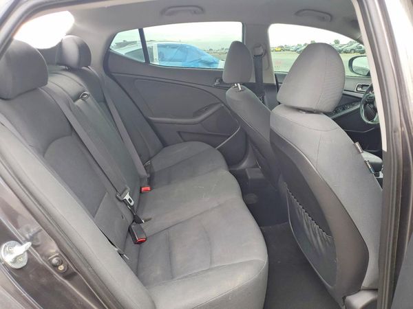 2015 KIA OPTIMA GL - Middle-low