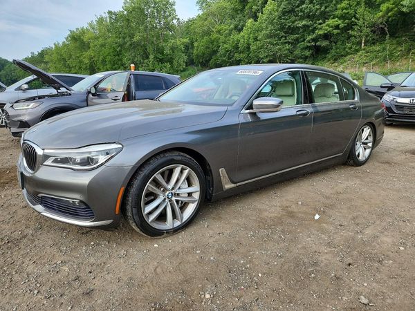 2017 BMW 750 xDrive