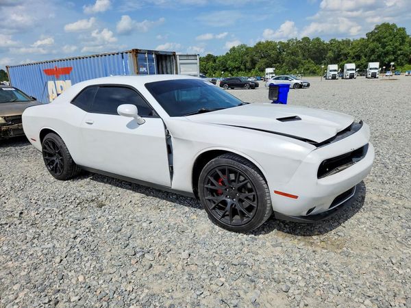 2016 DODGE CHALLENGER SXT