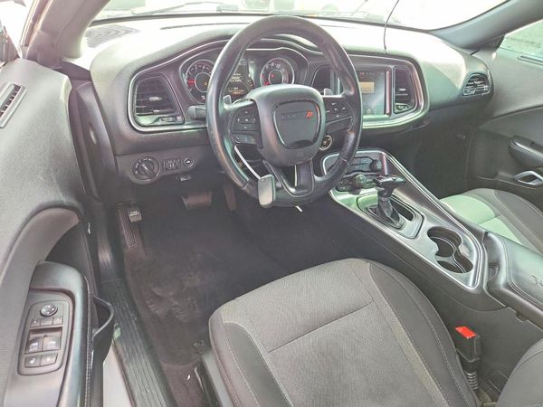 2016 DODGE CHALLENGER SXT