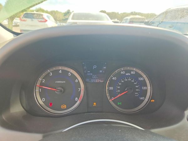 2014 HYUNDAI ACCENT