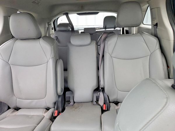 2024 TOYOTA SIENNA