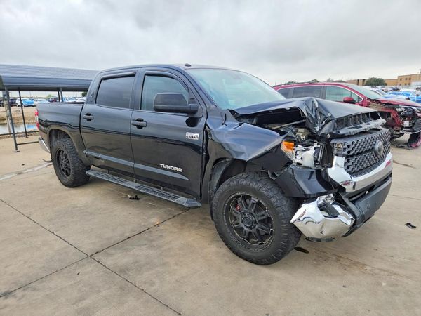 2018 TOYOTA TUNDRA