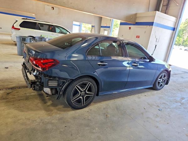 2020 MERCEDES-BENZ A A220-4M
