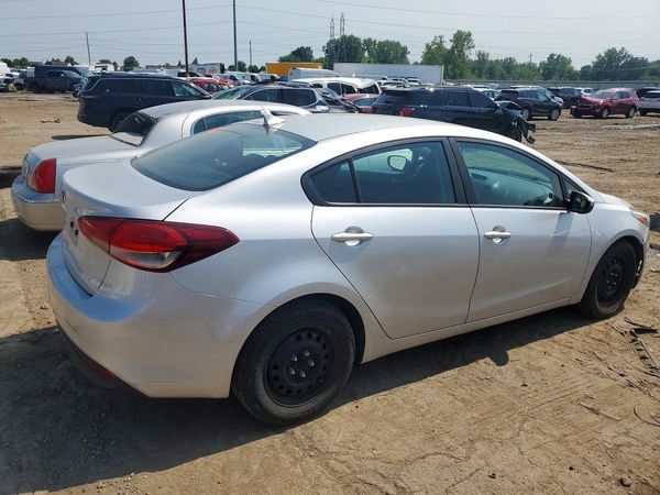 2017 KIA FORTE LX Base