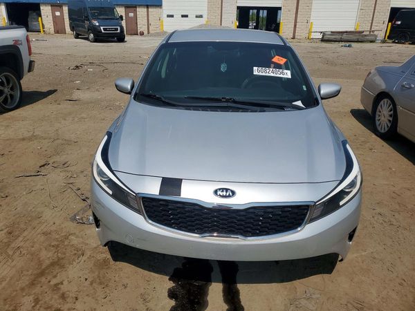 2017 KIA FORTE LX Base