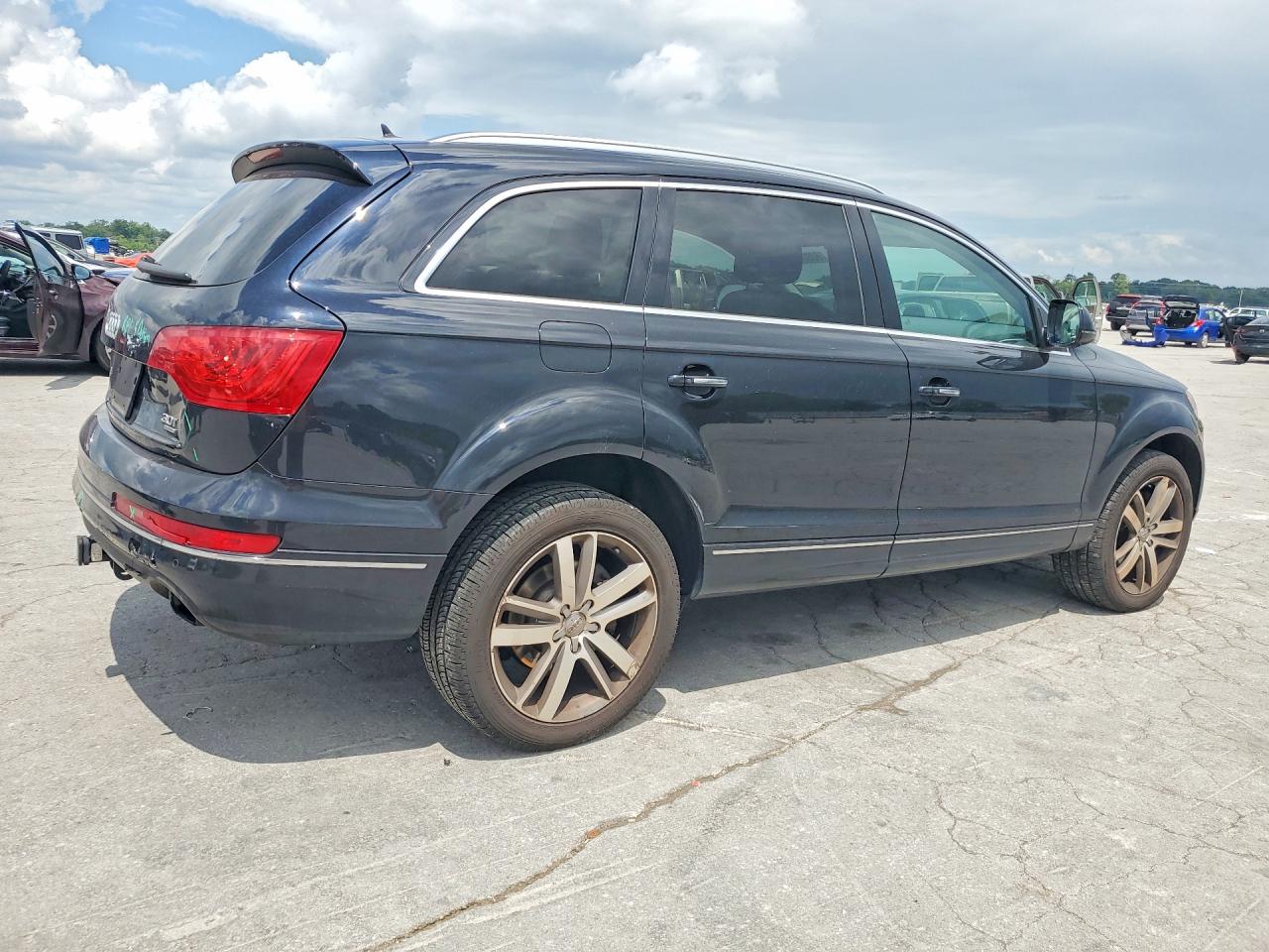 2015 AUDI Q7 Premium Plus
