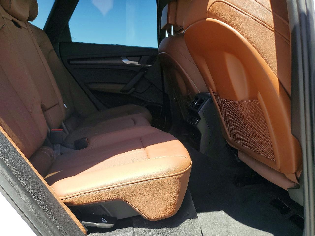 2021 AUDI Q5 E quattro Premium Plus