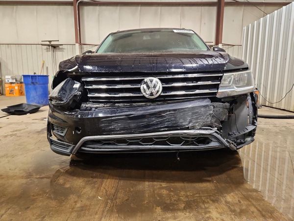 2018 VOLKSWAGEN TIGUAN SE, 4Motion SEL