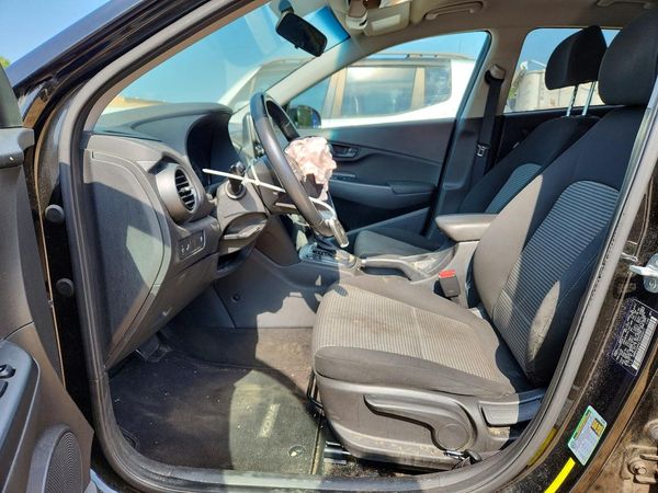 2018 HYUNDAI KONA SEL