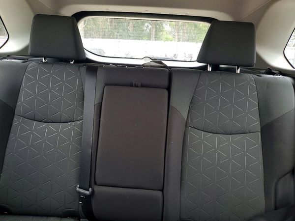 2020 TOYOTA RAV4 XLE — SUVN