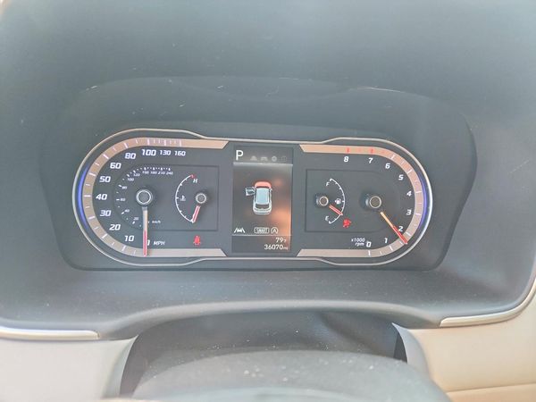 2023 HYUNDAI TUCSON SE