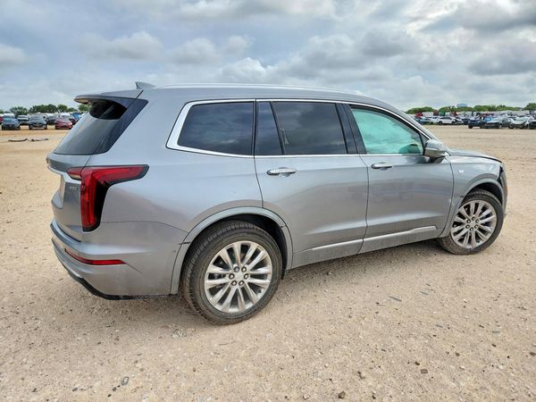 2025 CADILLAC XT6