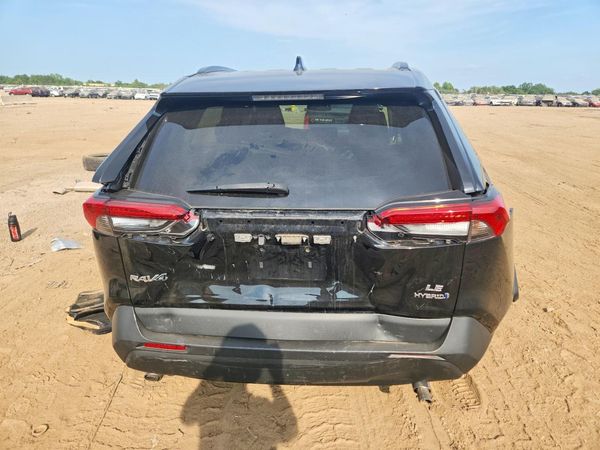 2022 TOYOTA RAV4 LE